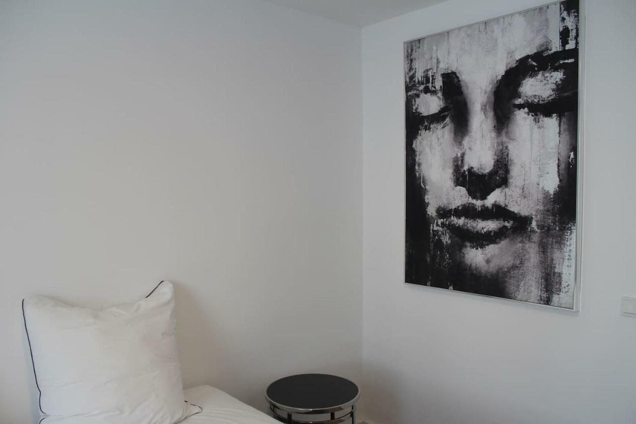 Singapore·CHILLINGHOUSE # 7, 3 Min.vom ICE,NETFLIX Siegburg Exterior foto